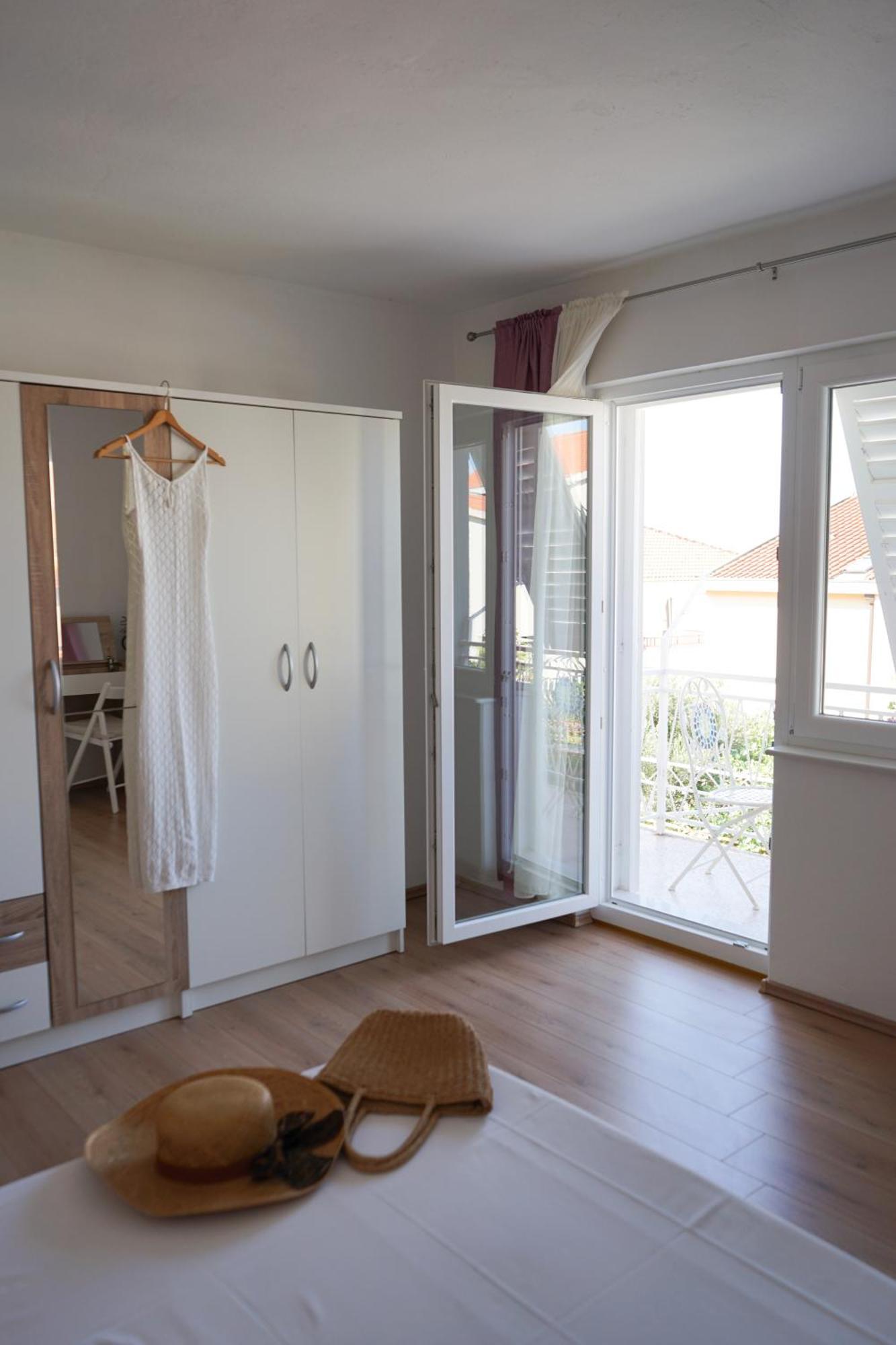 Apartments Rose Makarska Zewnętrze zdjęcie