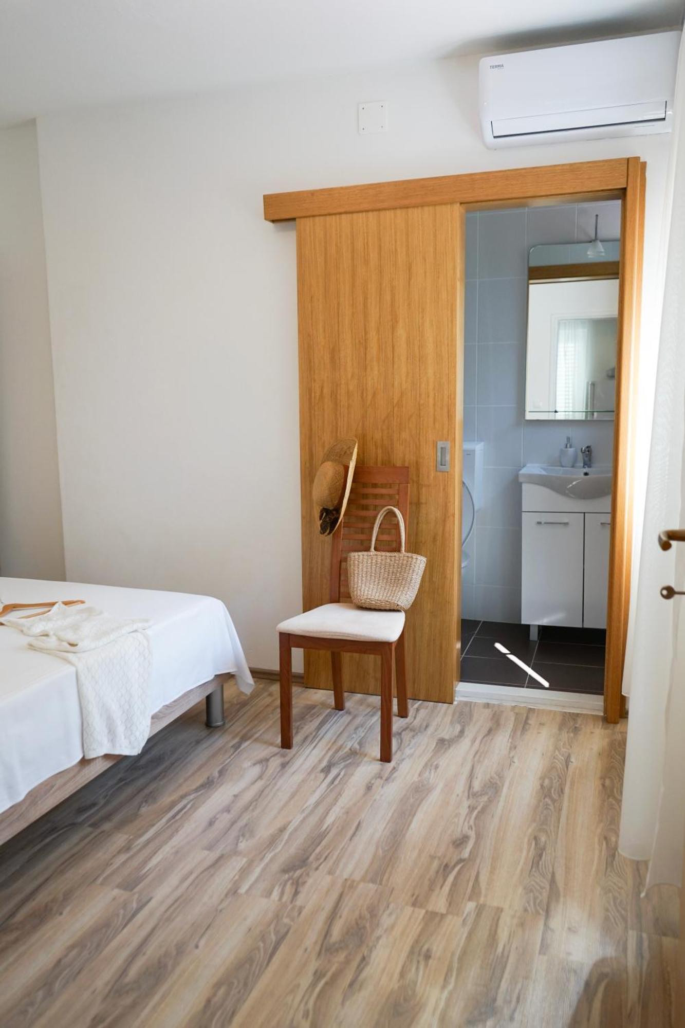 Apartments Rose Makarska Zewnętrze zdjęcie