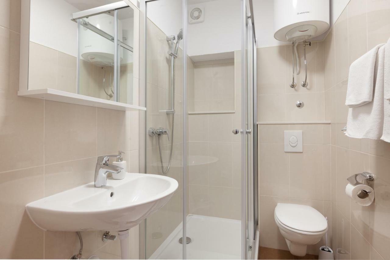 Apartments Rose Makarska Zewnętrze zdjęcie