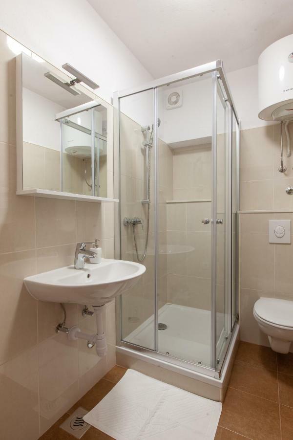 Apartments Rose Makarska Zewnętrze zdjęcie