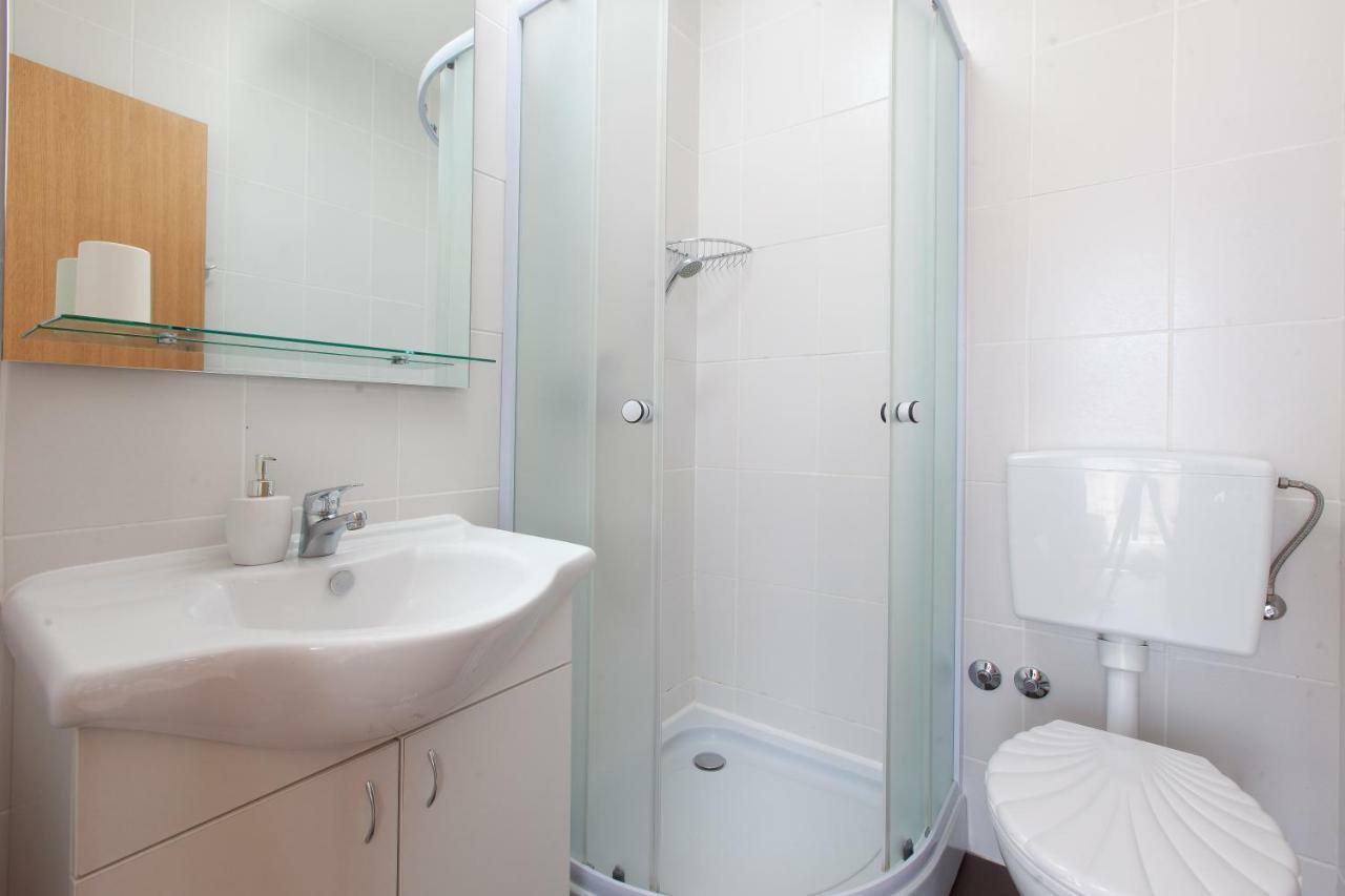 Apartments Rose Makarska Zewnętrze zdjęcie